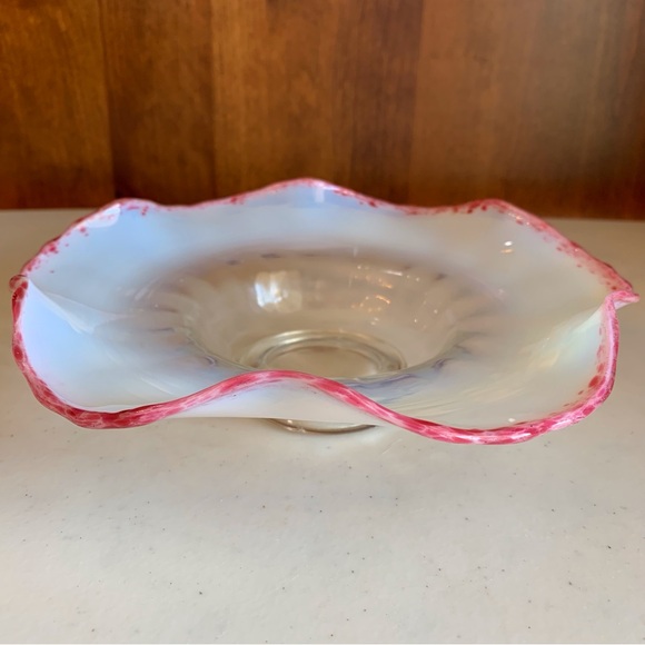 Vintage Jefferson Glass Ruffled Edge Bowl Opalescent Clear Pink - Picture 1 of 3